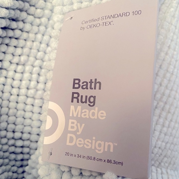 NWT PUFFY TEXTURED TARGET DESIGN AQUA BATH MAT - Picture 3 of 5